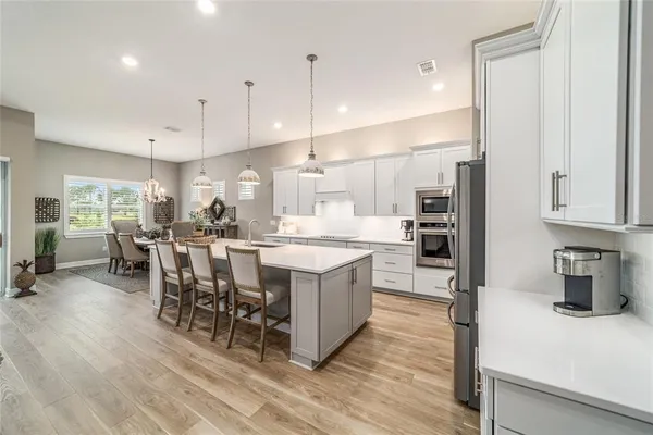 $695,000 | 8606 Southwest 61st Loop, Ocala, FL 34481