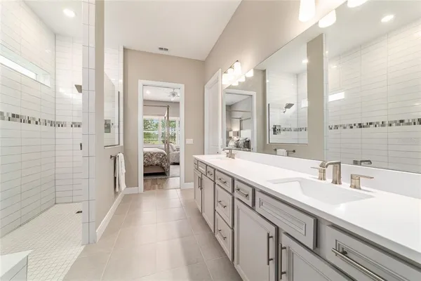 $695,000 | 8606 Southwest 61st Loop, Ocala, FL 34481