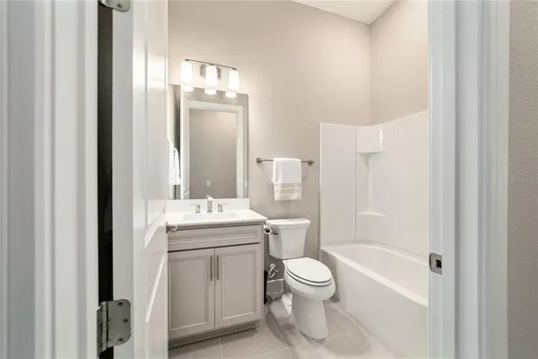 $695,000 | 8606 Southwest 61st Loop, Ocala, FL 34481