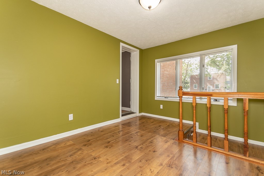 1567 Overbrook Road Cleveland, OH 44124 - Photo 10 of 19