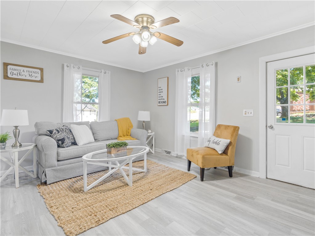 213 St Louis Avenue Woonsocket, RI 02895 - Photo 8 of 10