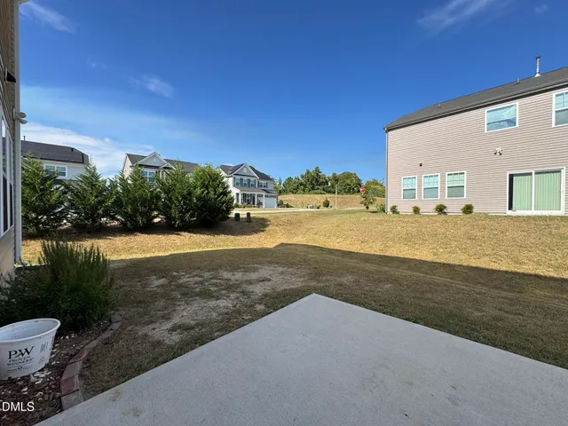 $1,895 | 142 Wedmore Drive, Fuquay-Varina, NC 27526