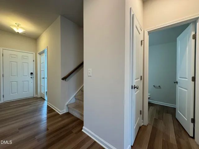 $1,895 | 142 Wedmore Drive, Fuquay-Varina, NC 27526