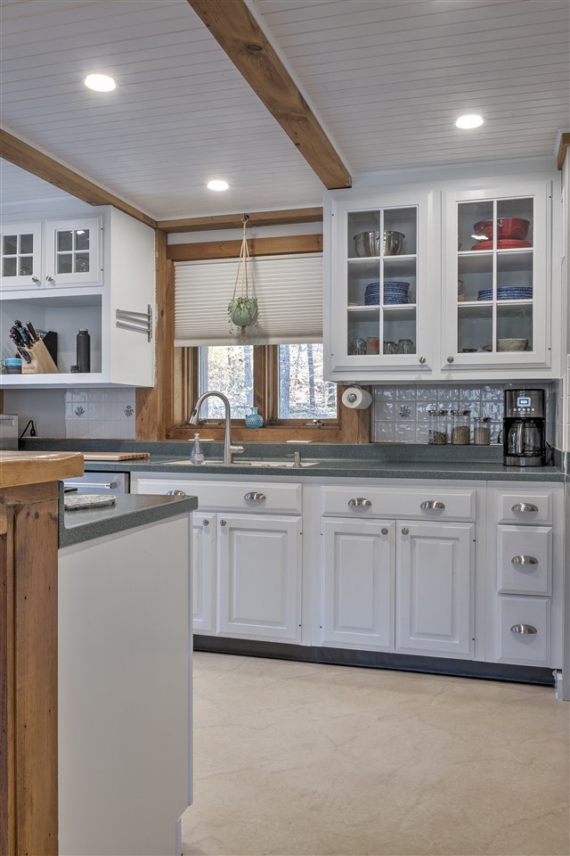 380 Old Stoddard Road Nelson, NH 03457 - Photo 9 of 37 Gallery Image 9