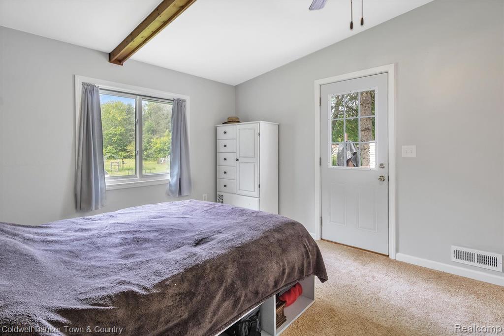 8112 Beecher Road Flushing, MI 48433 - Photo 23 of 59