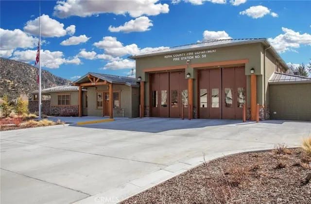 a view of a house with entertaining space