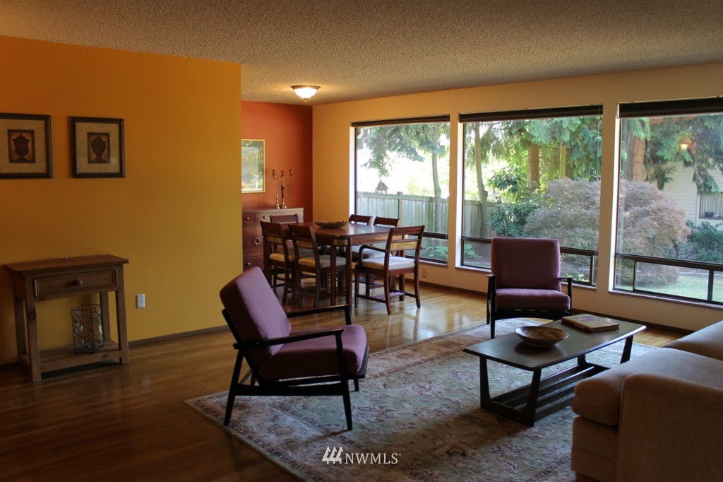 12515 Southeast 99th Street Renton, WA 98056 - Photo 8 of 19