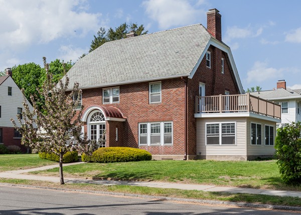 170 Shefford Street Springfield, MA 01107 - Photo 3 of 30 Gallery Image 3