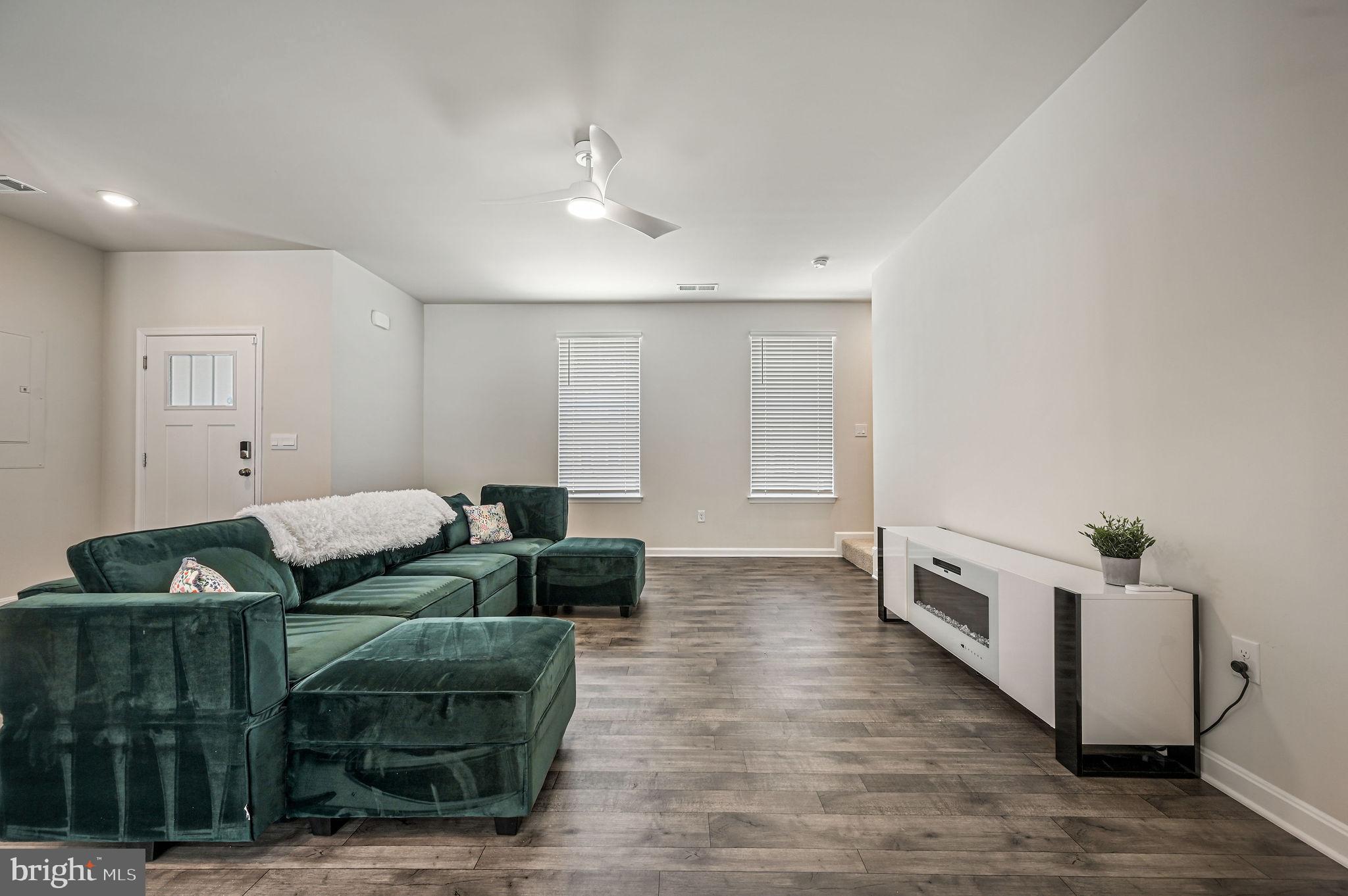 338 Currant Circle Magnolia, DE 19962 - Photo 9 of 27 Tons of natural light