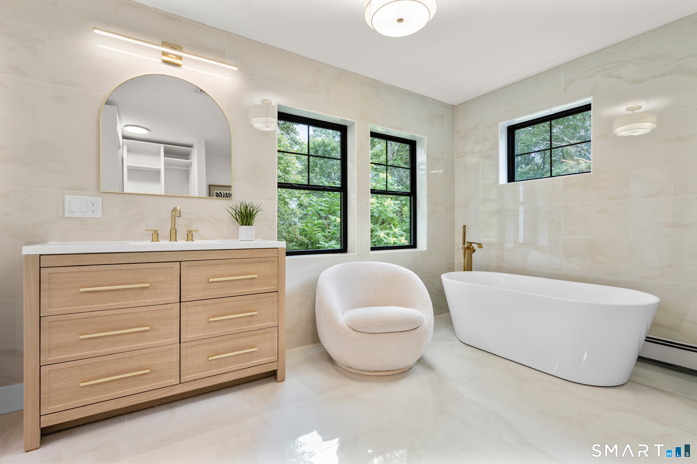 60 Mountain Road Colchester, CT 06415 - Photo 19 of 40 Master Suite Bath
