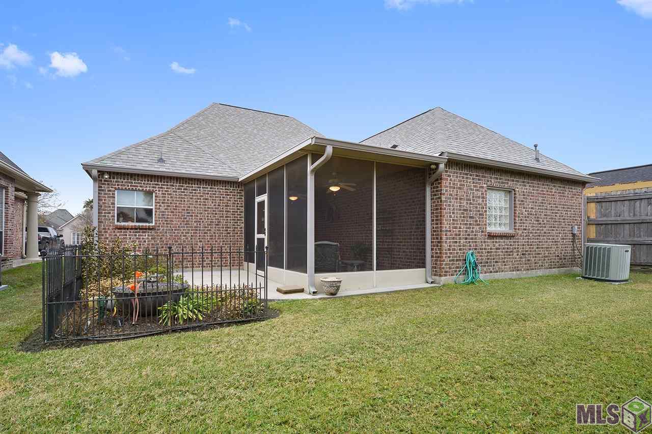 5222 Heidis Place Baton Rouge, LA 70817 - Photo 14 of 15 Back Yard