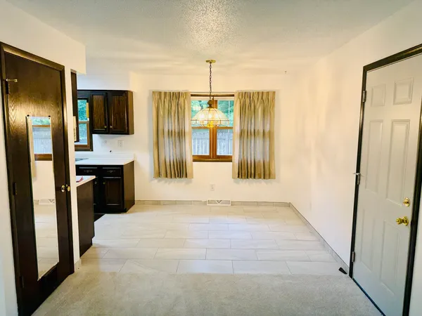 $249,900 | 5872 Beebe Drive, Rochelle, IL 61068