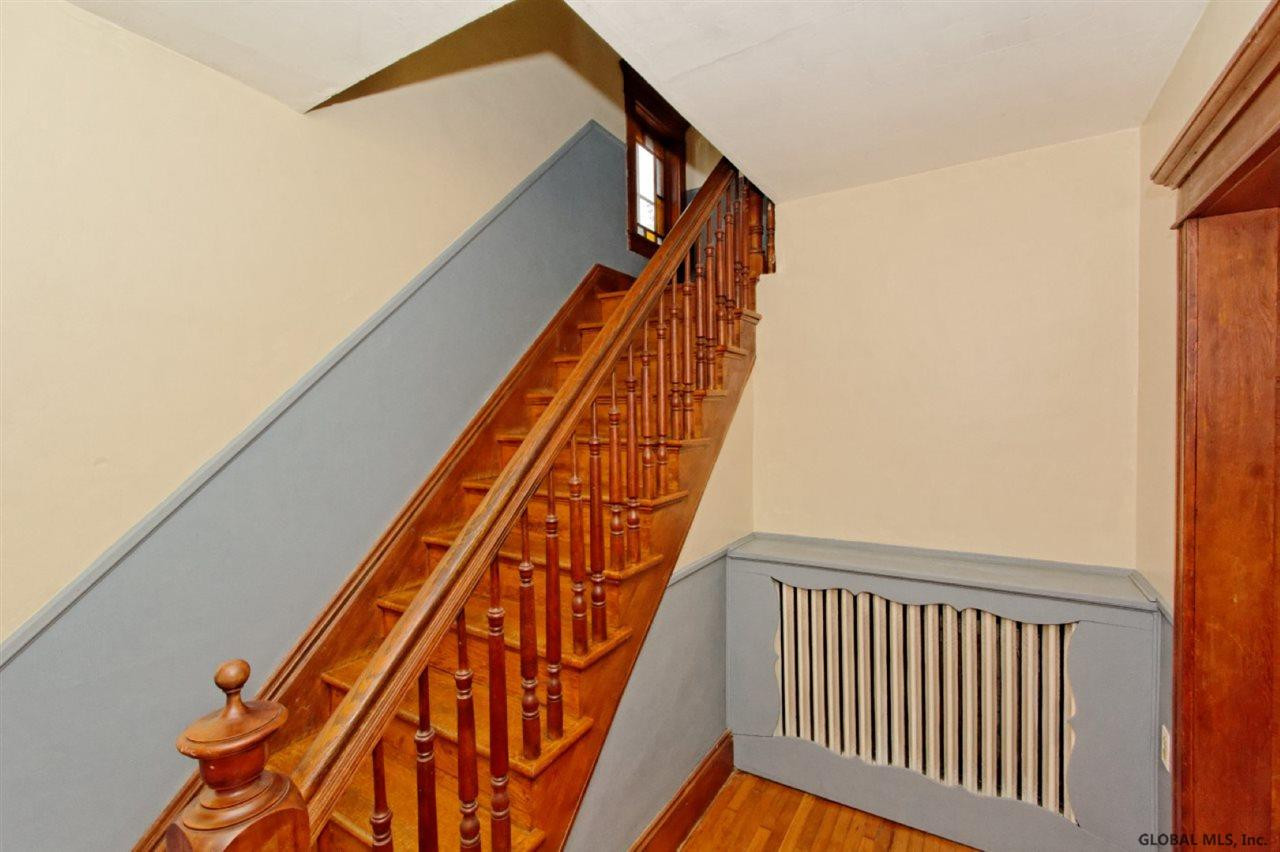 955 Riverview Road Rexford, NY 12148 - Photo 4 of 25 Photo 4