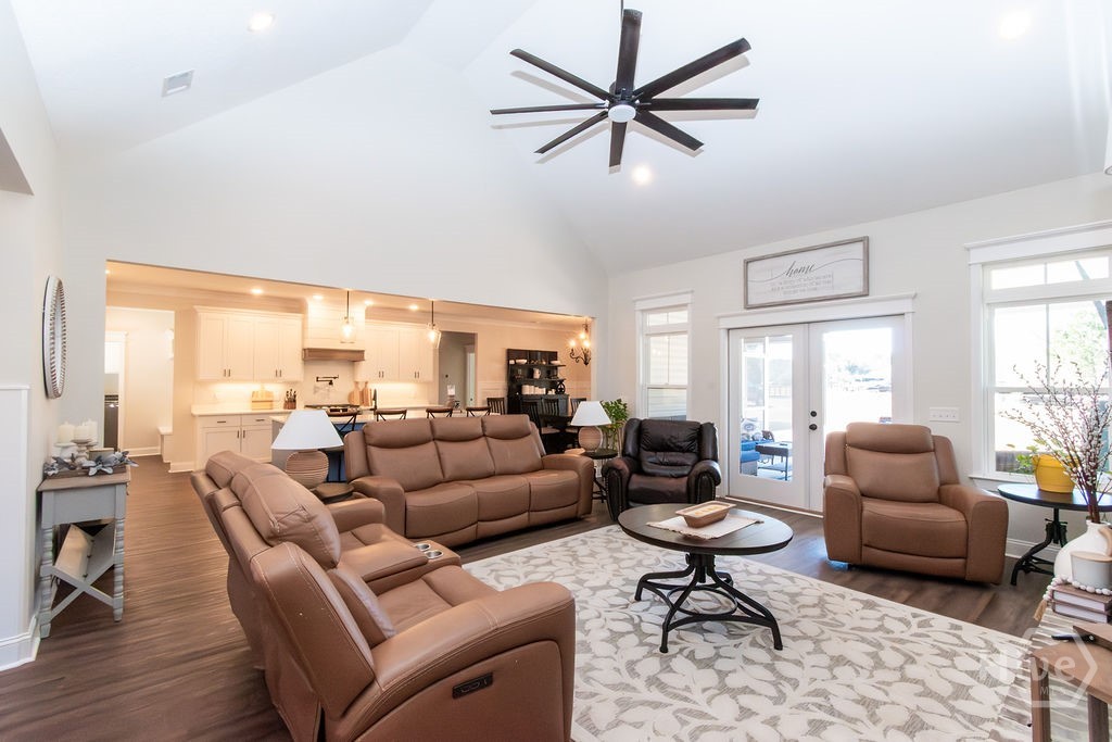 1355 Old Louisville Road Guyton, GA 31312 - Photo 4 of 43 Living Area