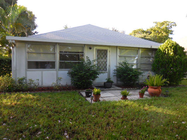 33 Southwest 5th Way Boca Raton, FL 33432 - Photo 3 of 21 Rear of Home
