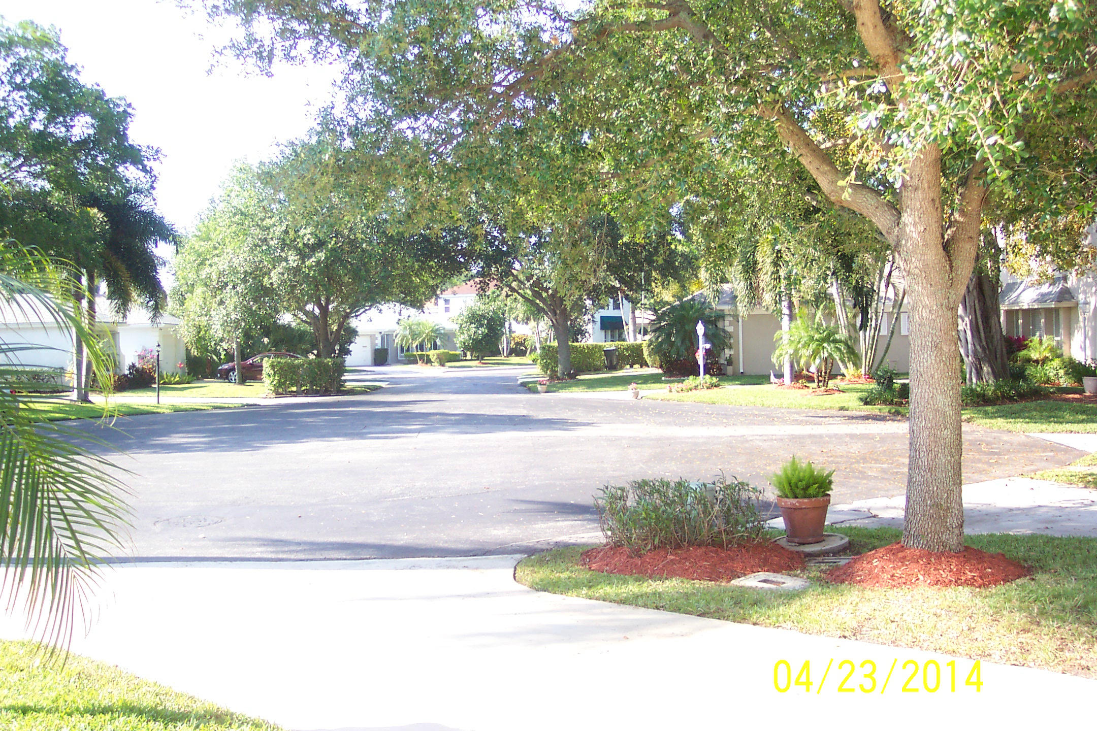33 Southwest 5th Way Boca Raton, FL 33432 - Photo 5 of 21 Front view