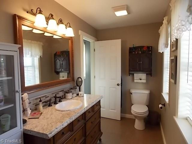 1090 Poplar Ridge Lane Pinnacle, NC 27043 - Photo 22 of 30 Gallery Image 22
