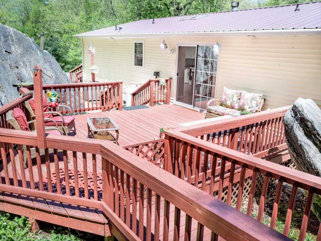 388 Emmett Road Bristol, TN 37620 - Photo 31 of 34 Photo 31