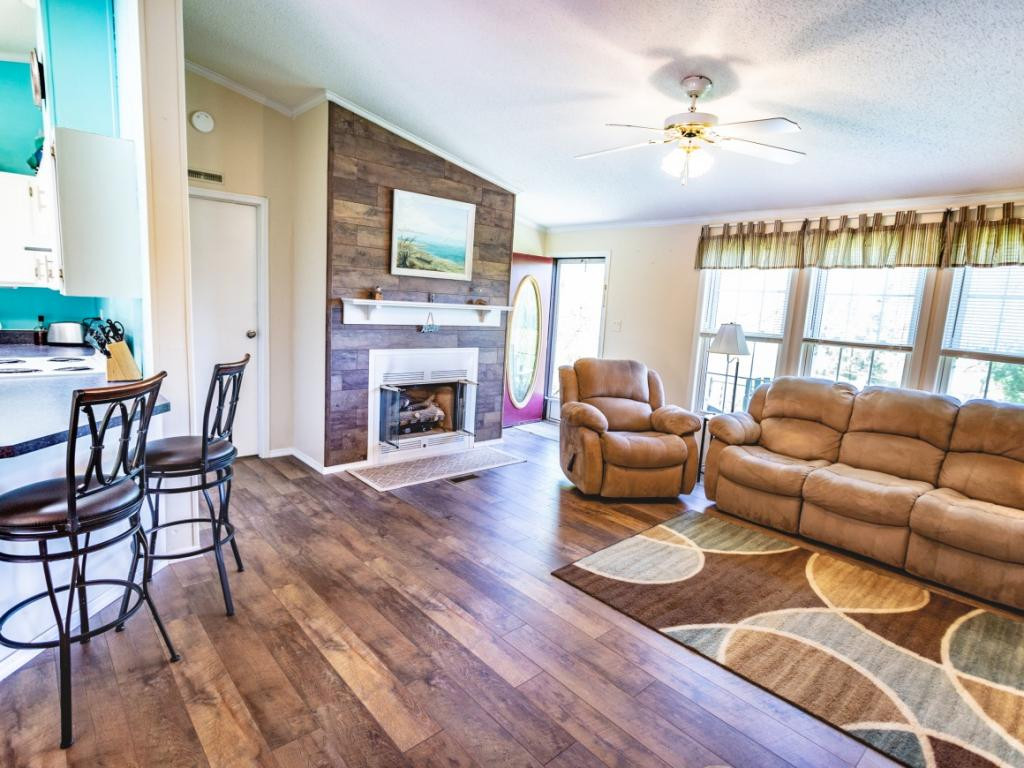 388 Emmett Road Bristol, TN 37620 - Photo 7 of 34 Photo 7