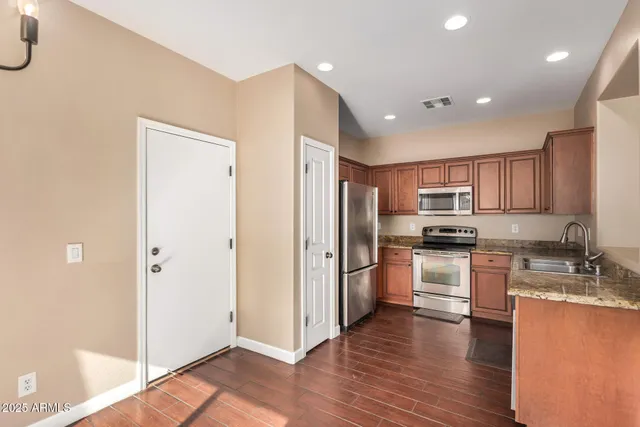 $2,150 | 1705 East Joseph Way, Gilbert, AZ 85295