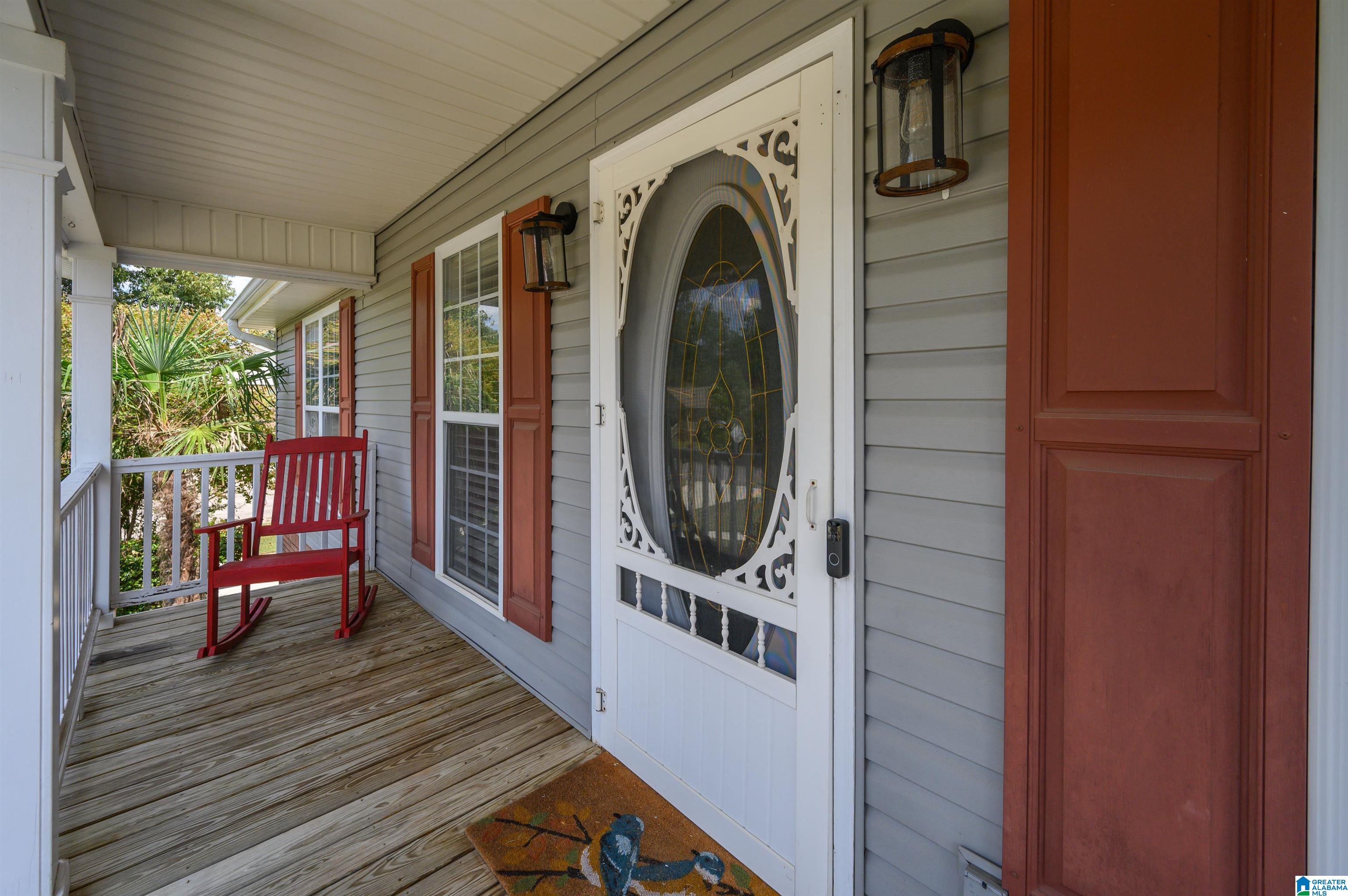 716 Hilltop Road Warrior, AL 35180 - Photo 4 of 56