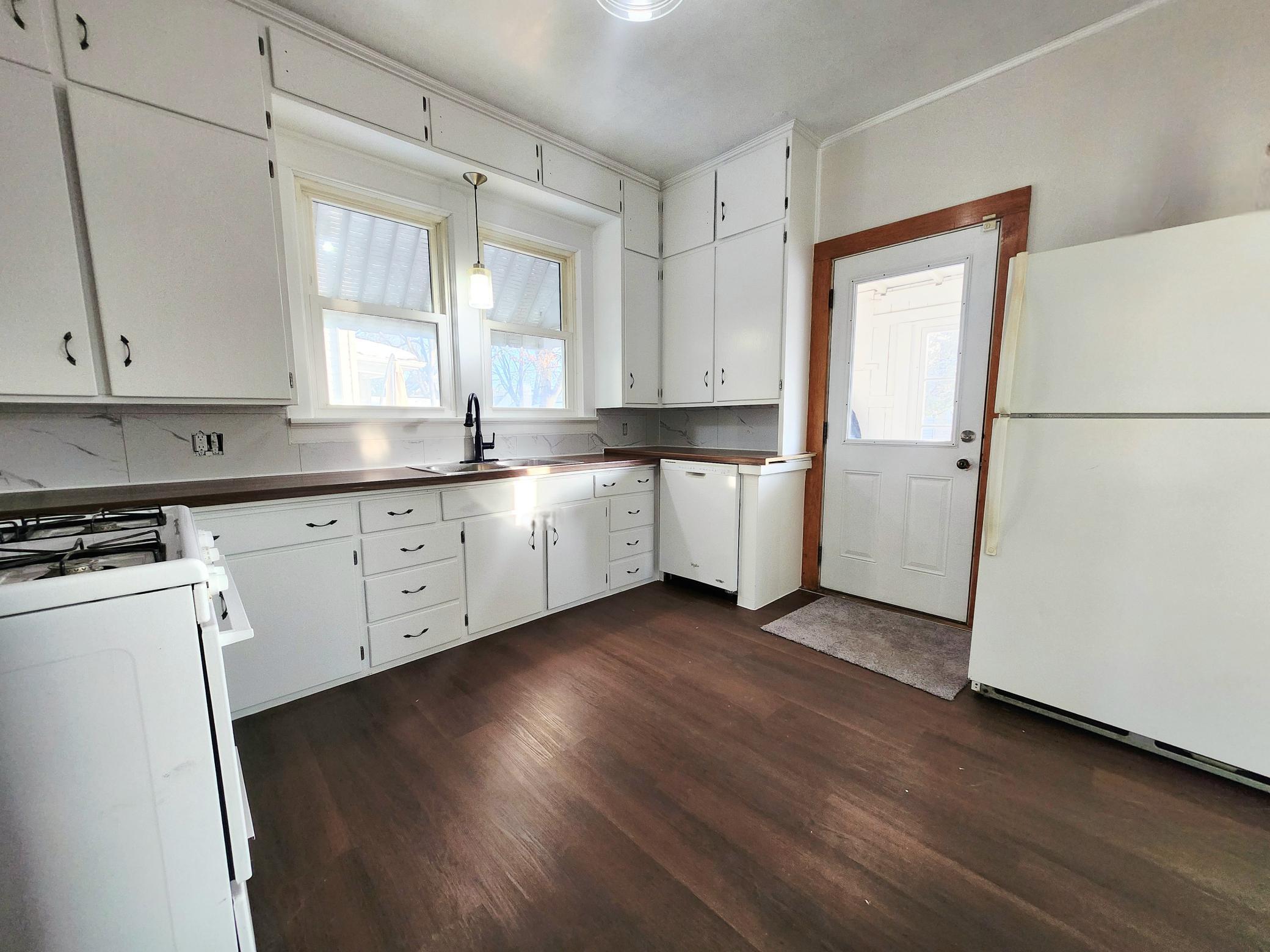 802 4th Street Southeast Rochester, MN 55904 - Photo 15 of 24