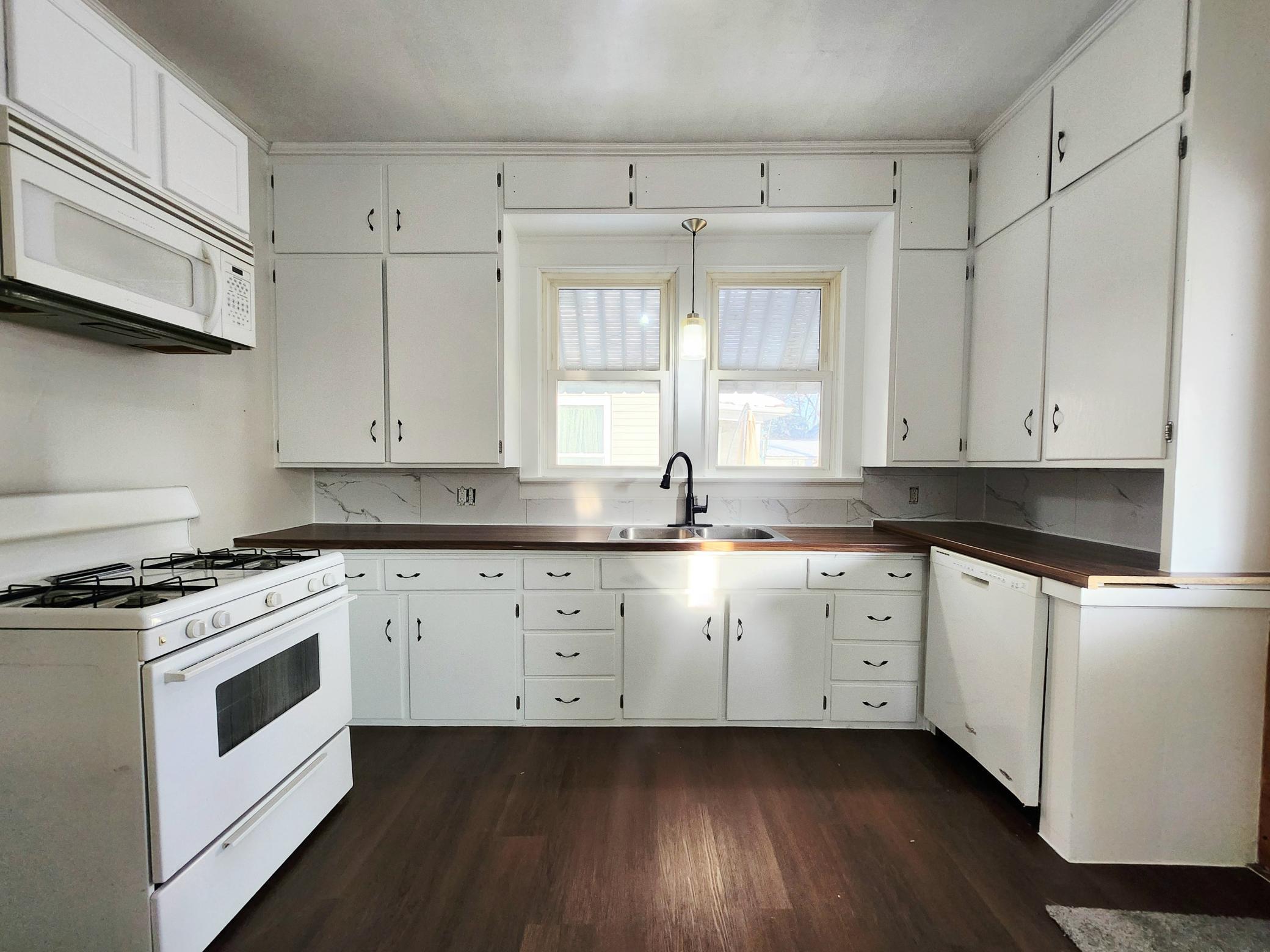 802 4th Street Southeast Rochester, MN 55904 - Photo 16 of 24