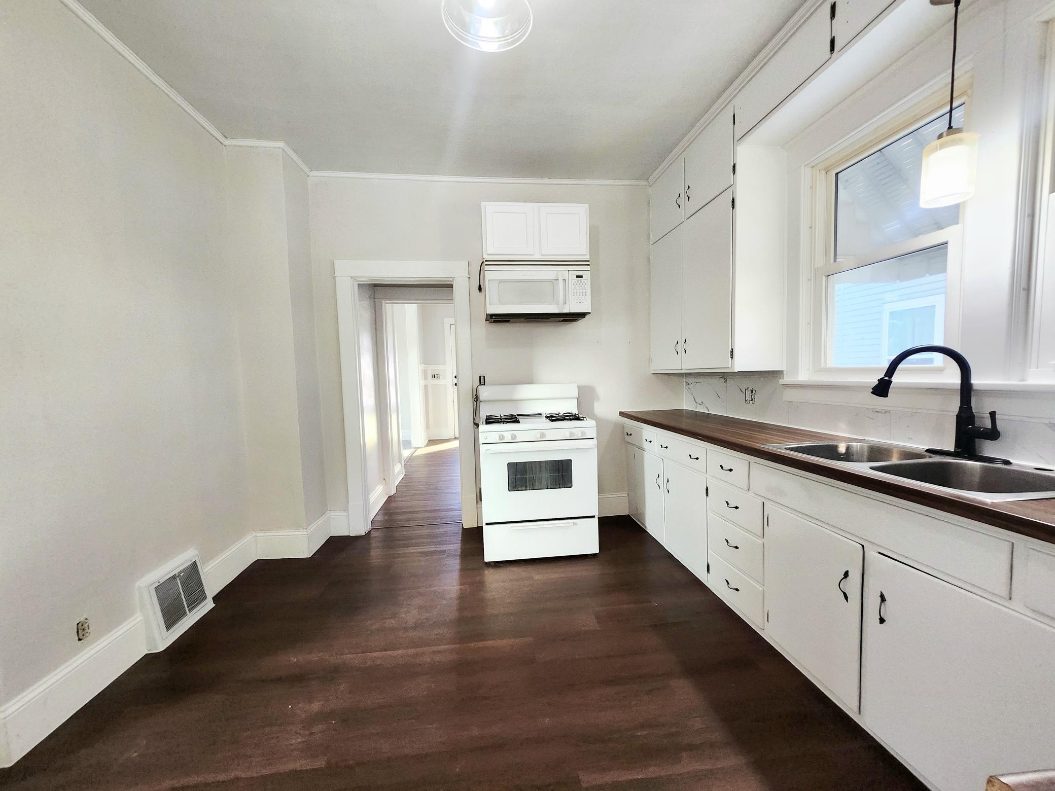 802 4th Street Southeast Rochester, MN 55904 - Photo 18 of 24