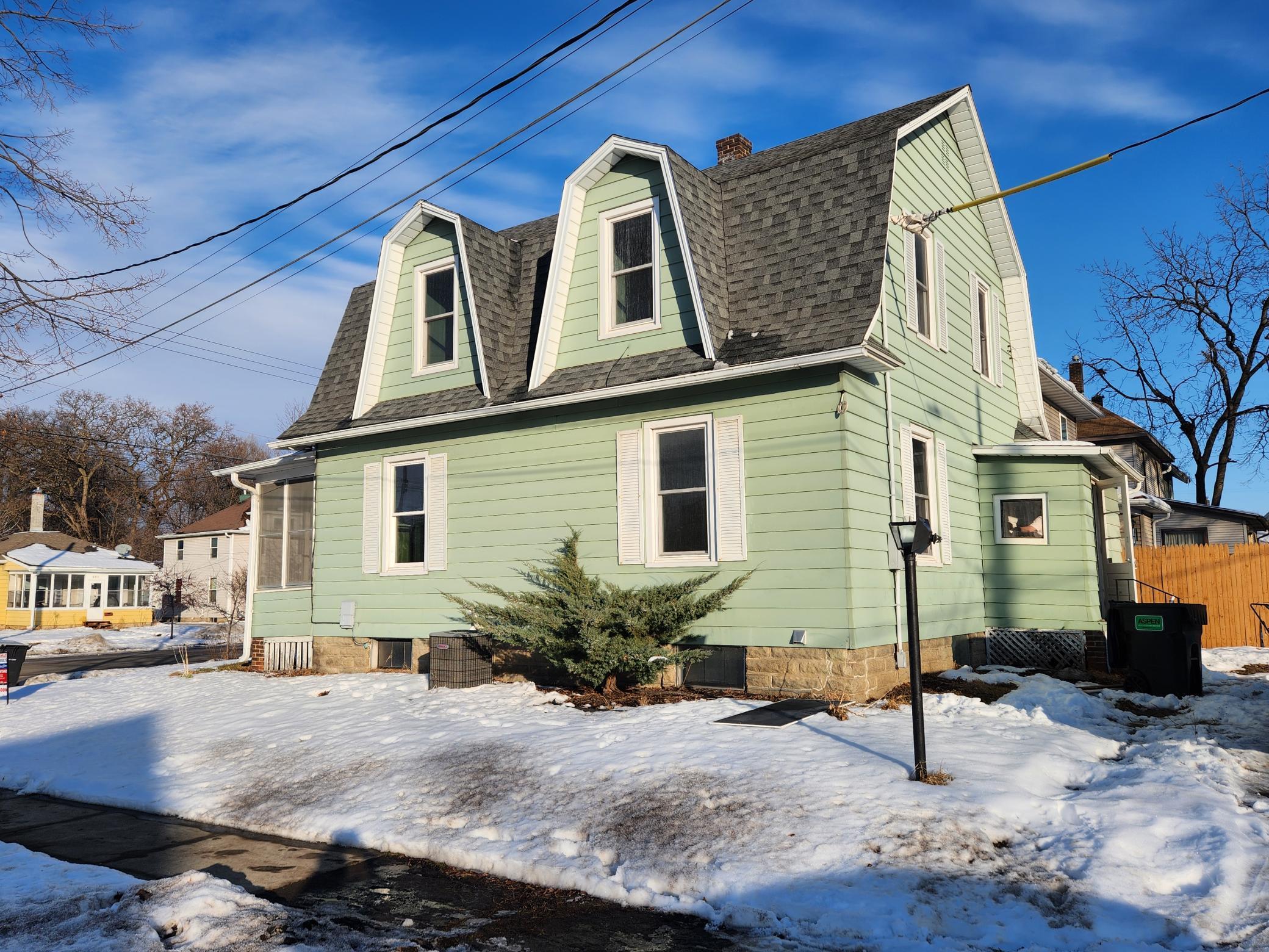 802 4th Street Southeast Rochester, MN 55904 - Photo 3 of 24