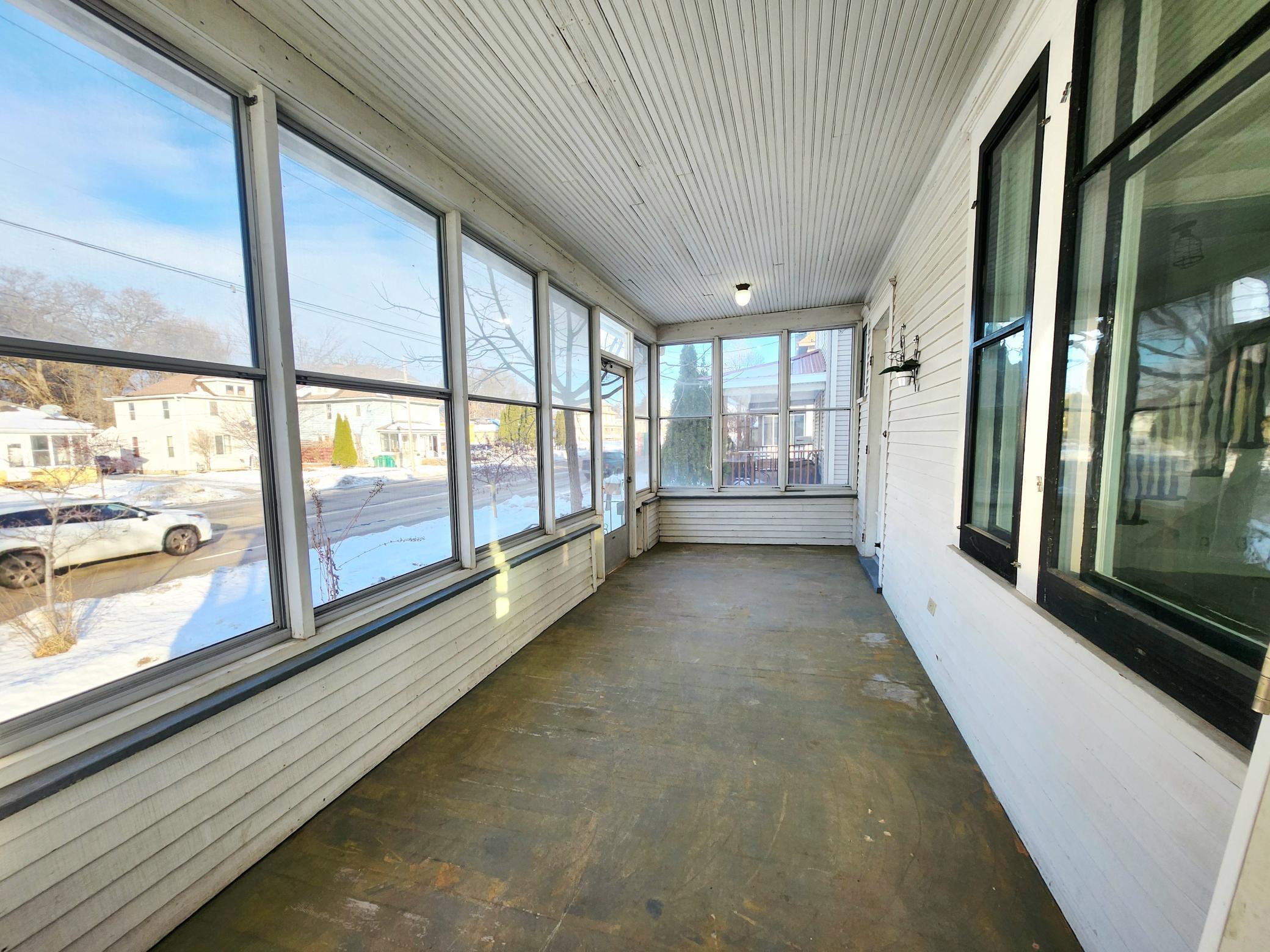 802 4th Street Southeast Rochester, MN 55904 - Photo 4 of 24