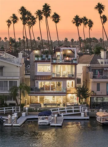 a view of a lake with houses