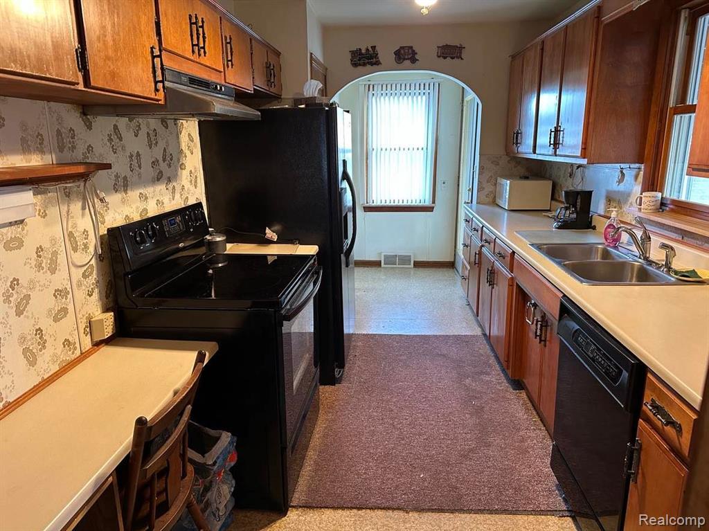 343 Grindstone Road Port Austin, MI 48467 - Photo 5 of 17