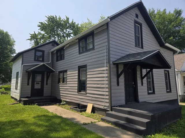 $85,000 | 708 West Jefferson Street, Bloomington, IL 61701