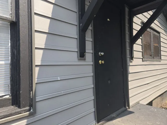 $85,000 | 708 West Jefferson Street, Bloomington, IL 61701