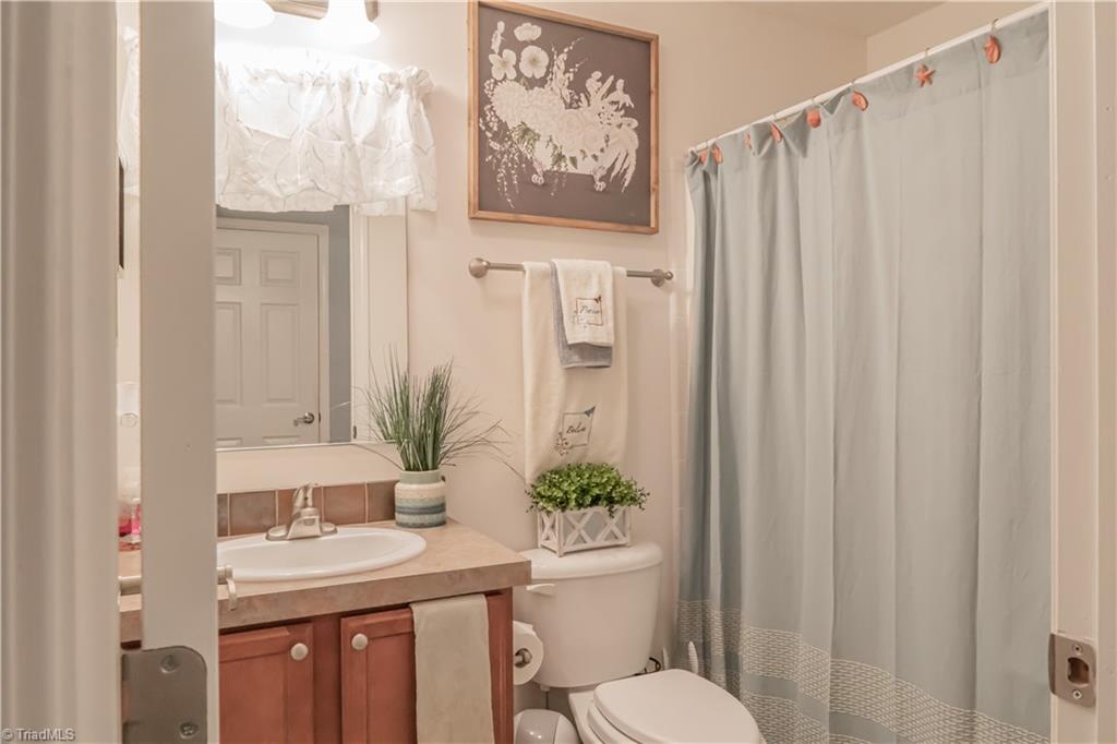 2944 Cid Road Lexington, NC 27292 - Photo 16 of 17