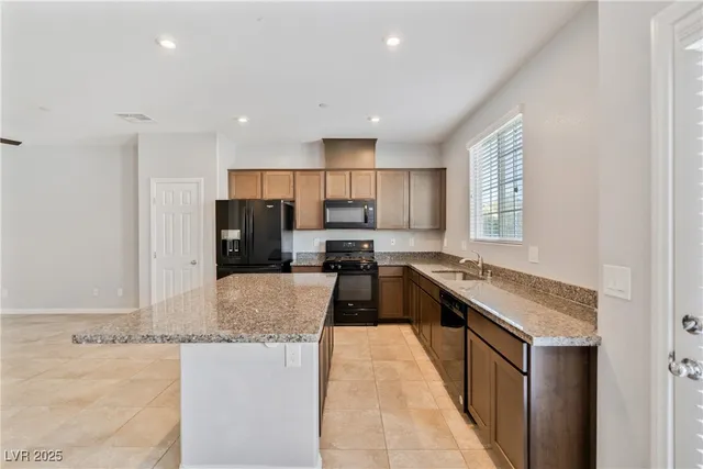 $1,850 | 1198 Paradise Basin Court, Henderson, NV 89002