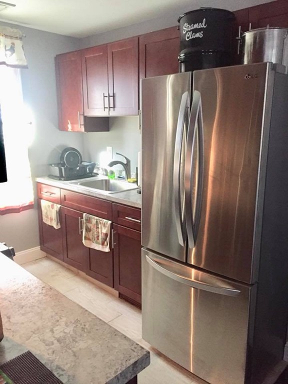 167 Hunter Street Fall River, MA 02721 - Photo 2 of 22