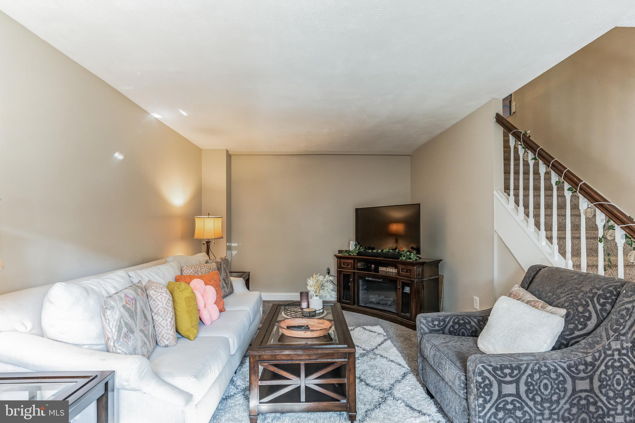 280 Bridgewater Road, Unit F17 Brookhaven, PA 19015 - Photo 3 of 22