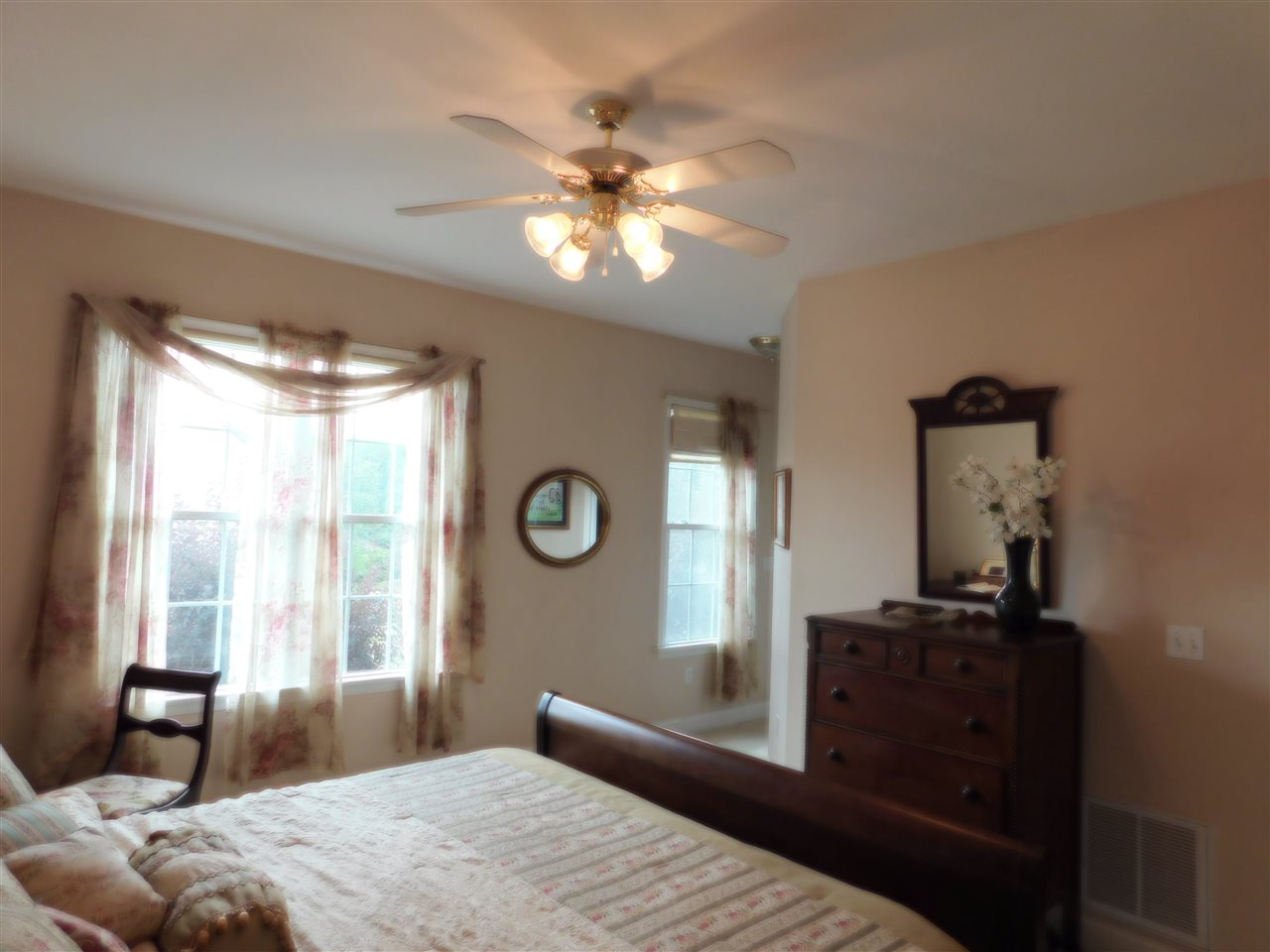 52 Hunters Trail Waynesboro, VA 22980 - Photo 16 of 32 a bedroom with a bed and a window