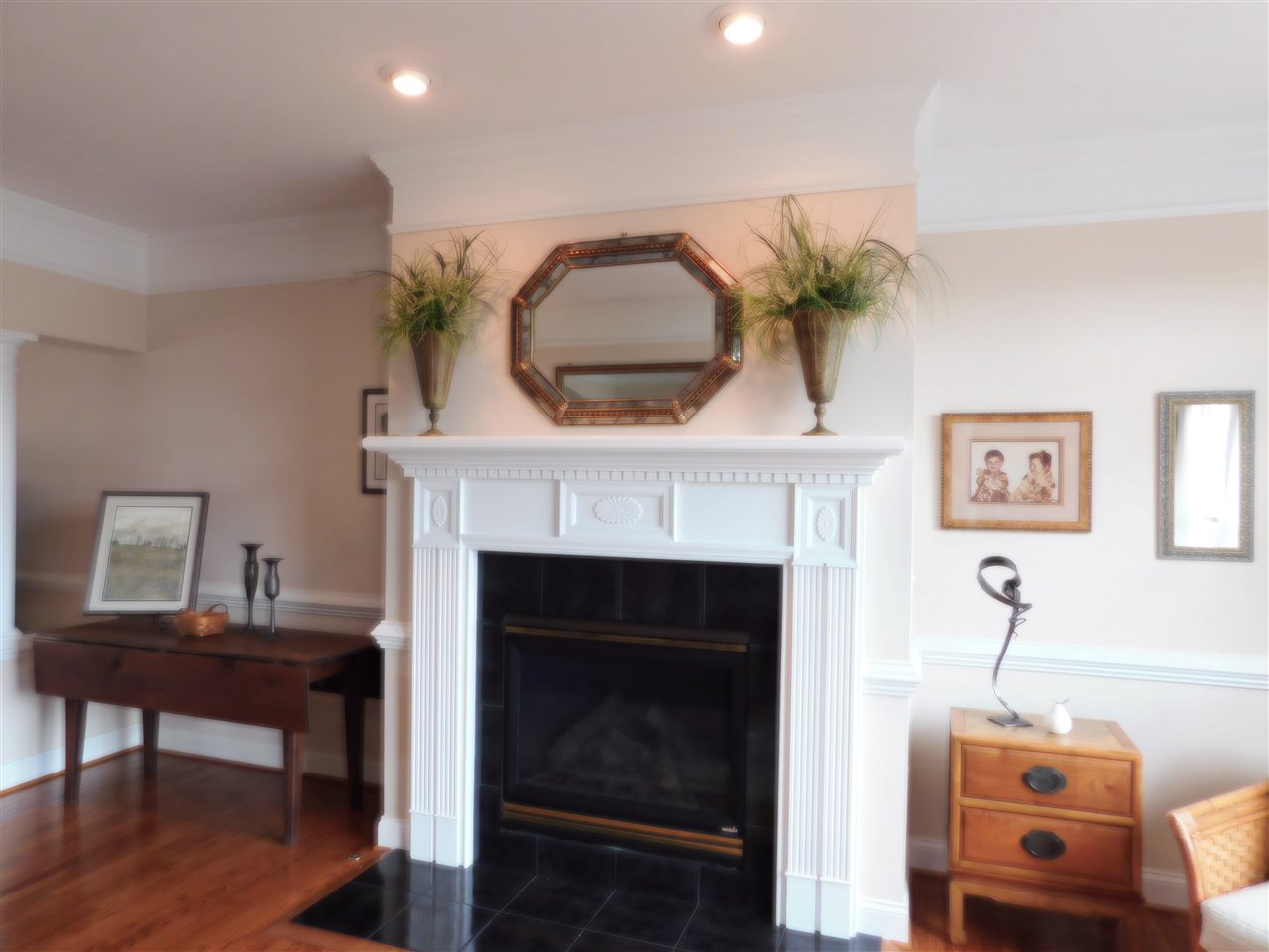 52 Hunters Trail Waynesboro, VA 22980 - Photo 10 of 32 a living room with furniture and a fireplace