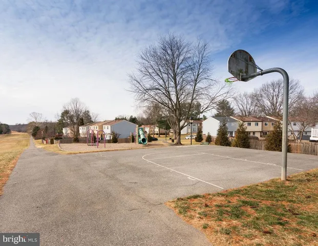 $455,000 | 18033 Wagonwheel Court, Olney, MD 20832