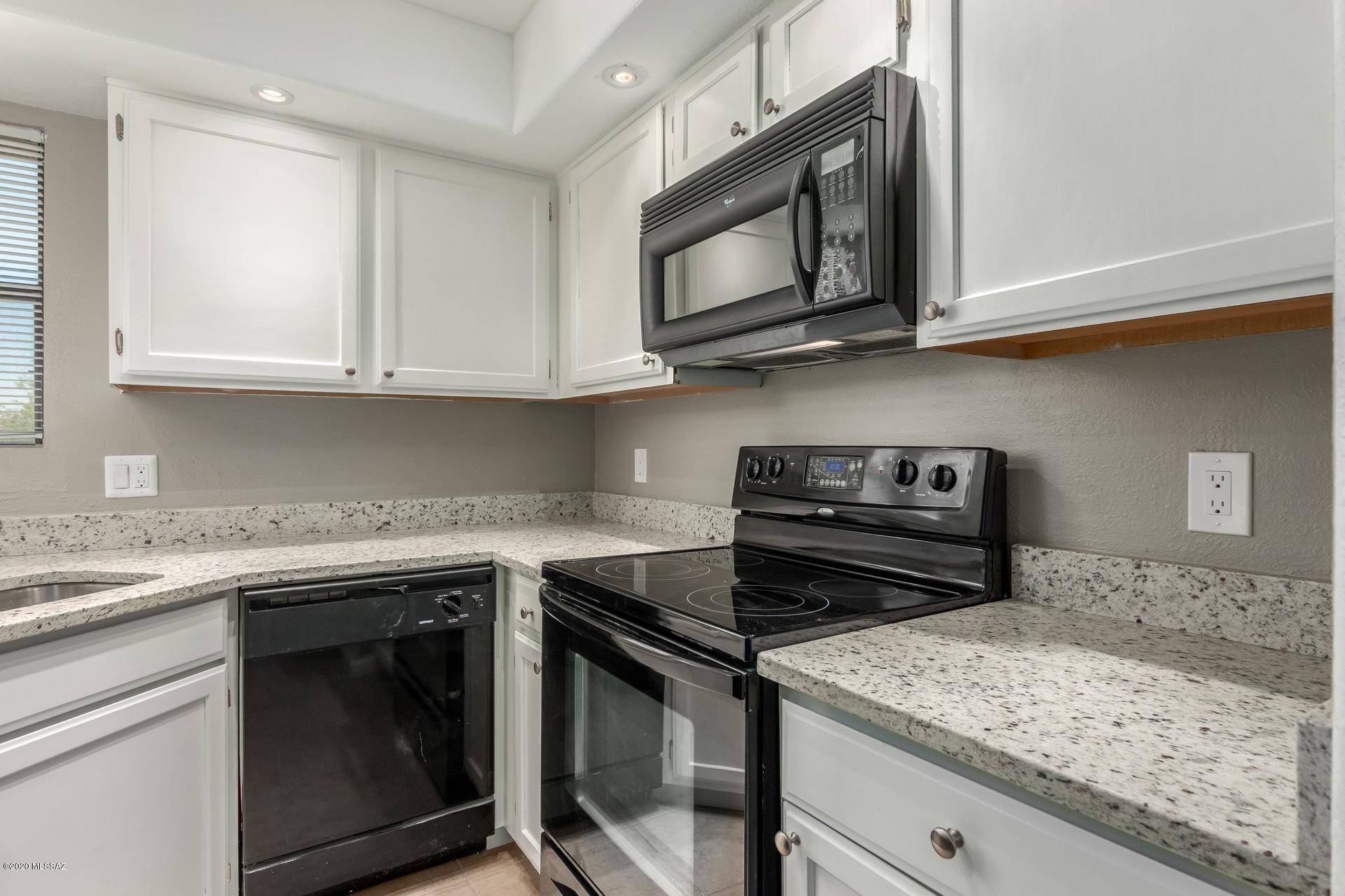 5800 North Kolb Road, Unit 1103 Tucson, AZ 85750 - Photo 9 of 23
