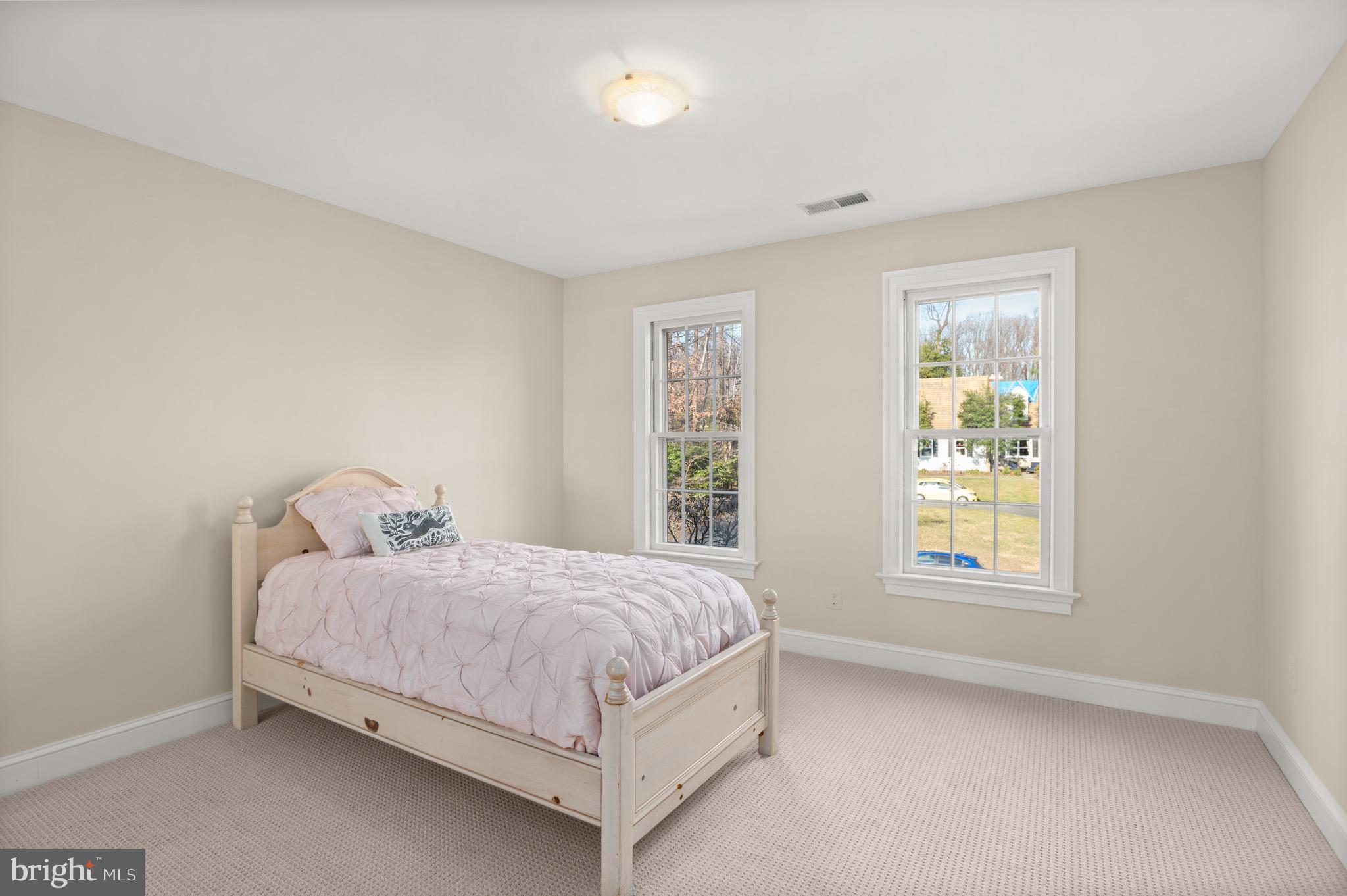 7905 Foxhound Road McLean, VA 22102 - Photo 25 of 39