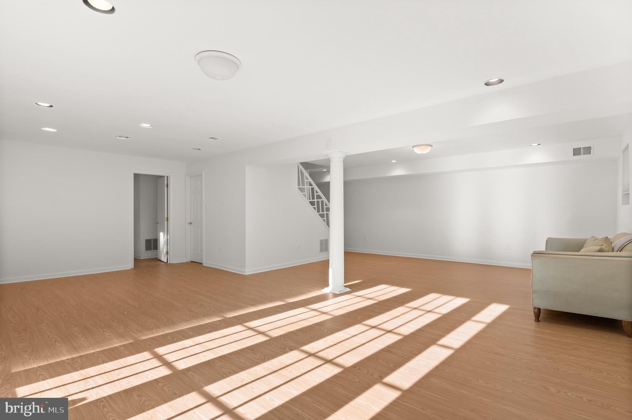 7905 Foxhound Road McLean, VA 22102 - Photo 32 of 39