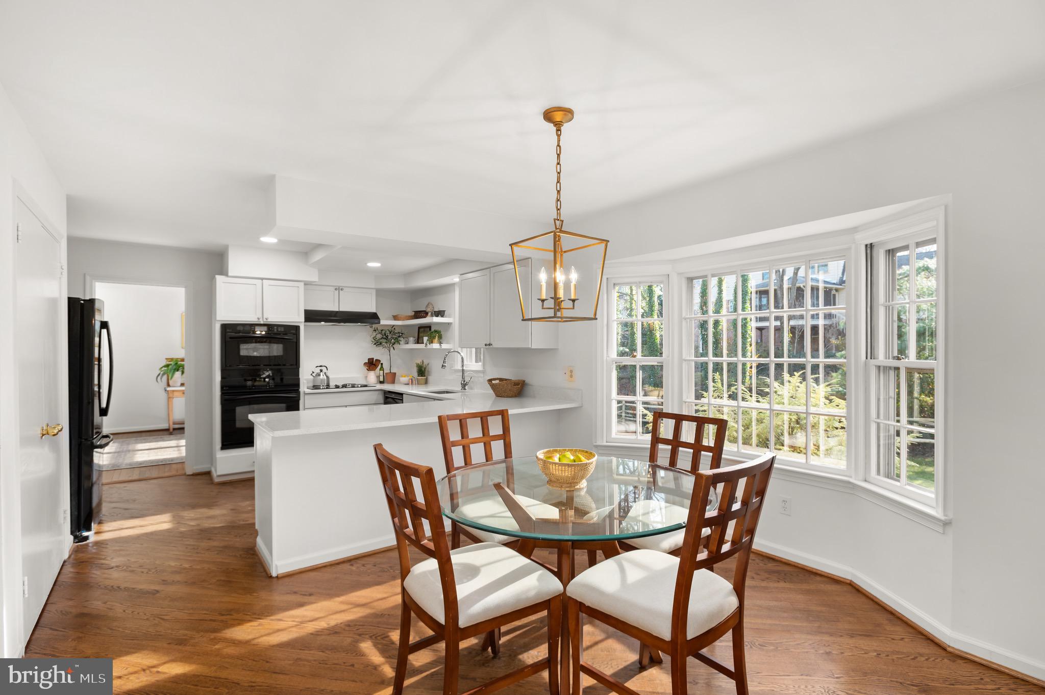 7905 Foxhound Road McLean, VA 22102 - Photo 9 of 39