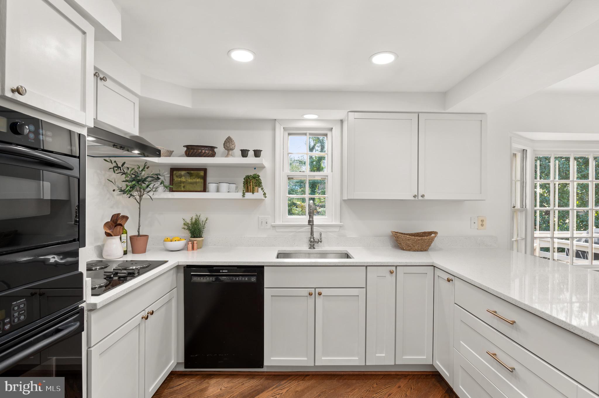 7905 Foxhound Road McLean, VA 22102 - Photo 10 of 39