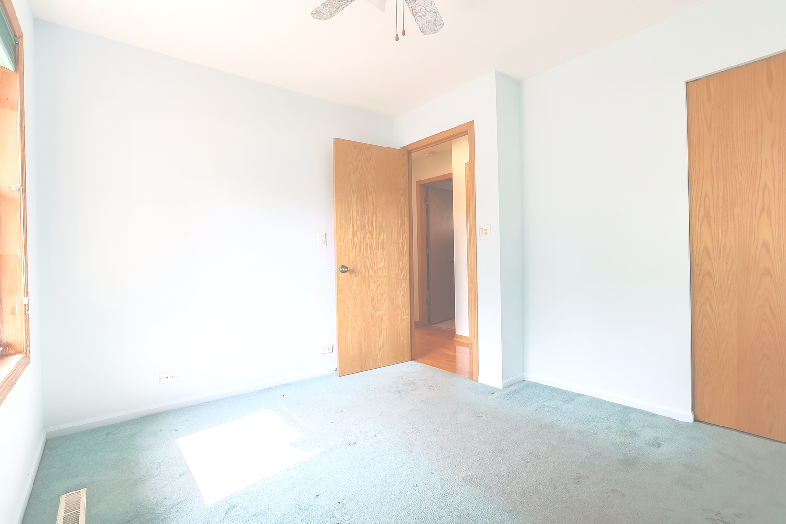353 Raupp Boulevard Buffalo Grove, IL 60089 - Photo 13 of 28 a view of empty room