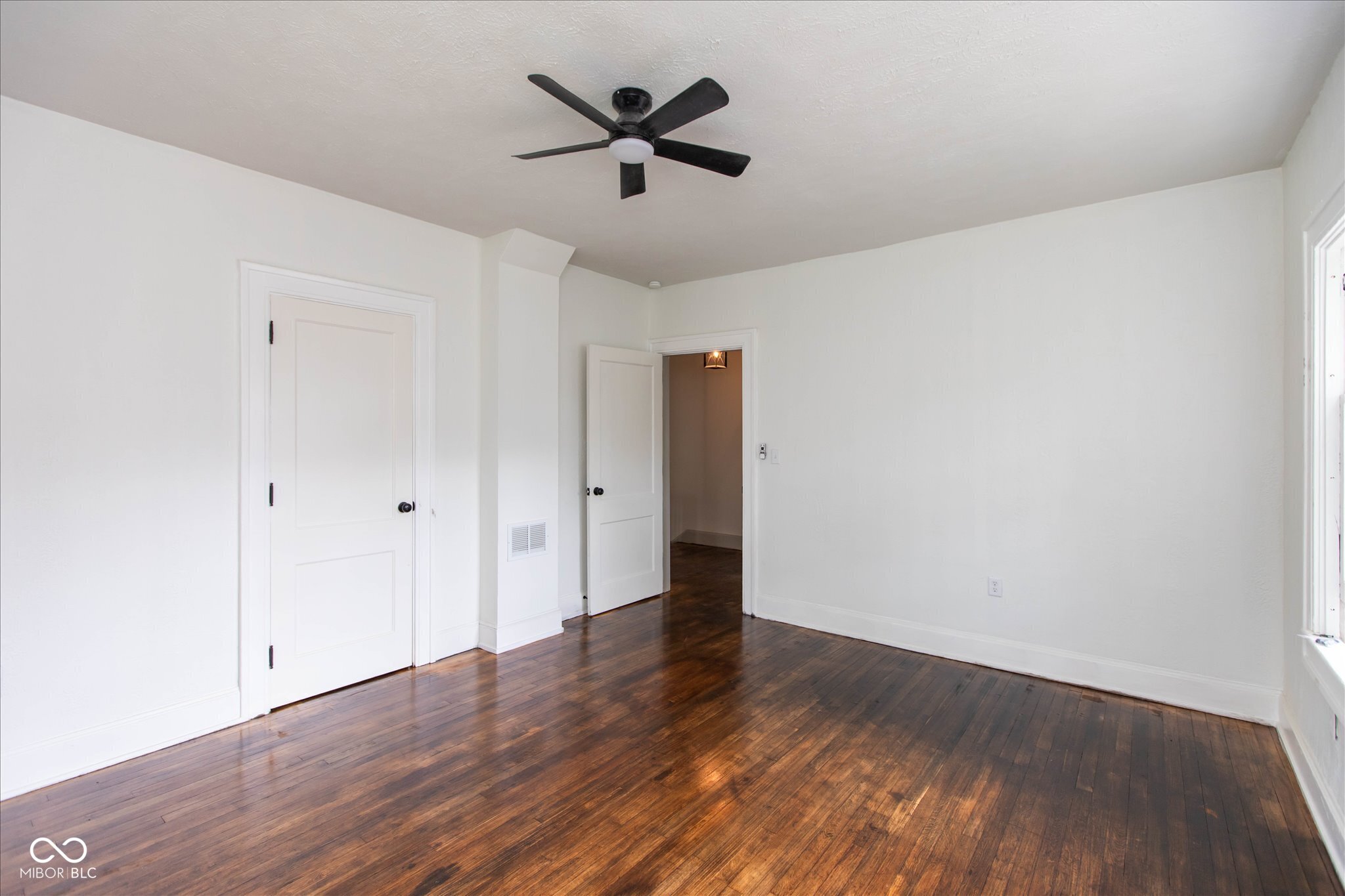 3358 Ruckle Street Indianapolis, IN 46205 - Photo 17 of 25