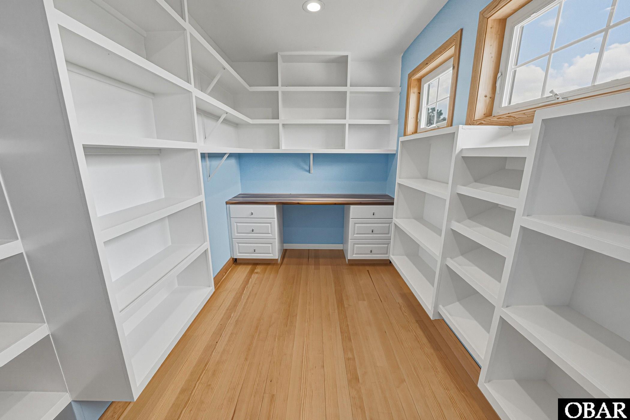 266 Cahoon Road Manns Harbor, NC 27953 - Photo 43 of 89 Custom Office/Craft Space
