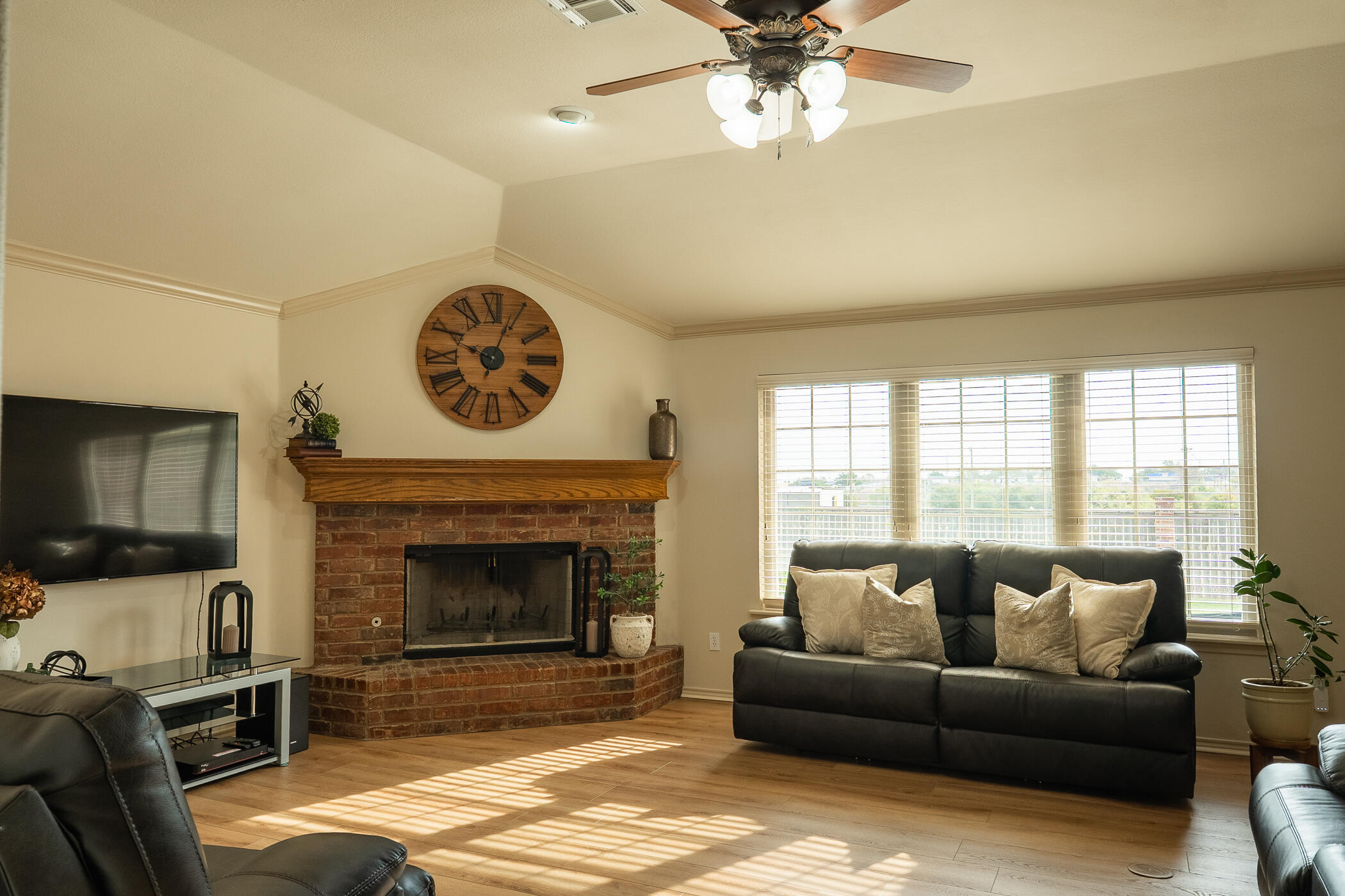 2102 Mesa Road Lubbock, TX 79403 - Photo 30 of 48 DSC04898-HDR
